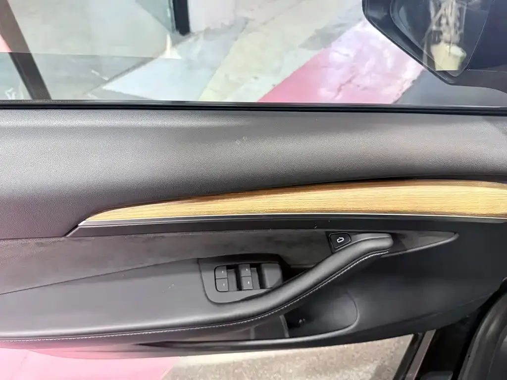 Tesla Model 3 2023 из CN, фото 10