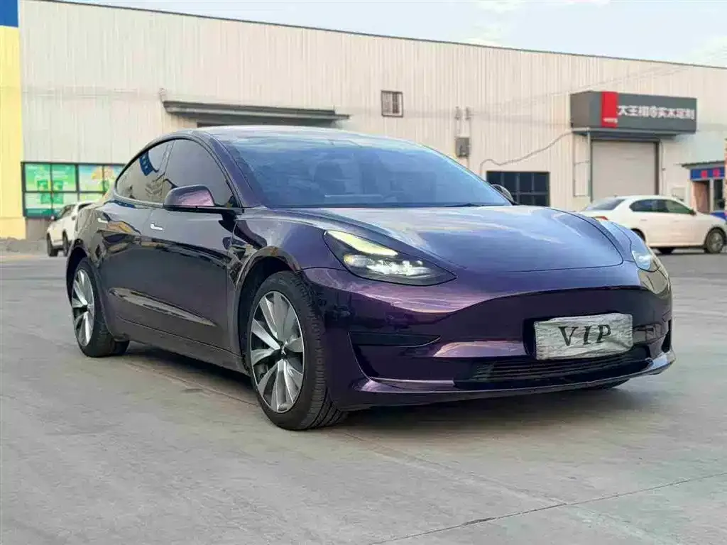 Tesla Model 3 — фото 8