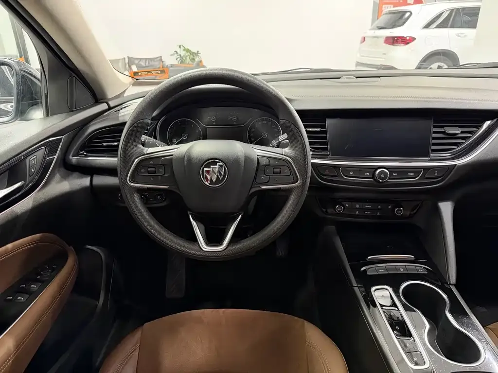 Buick Regal — фото 9