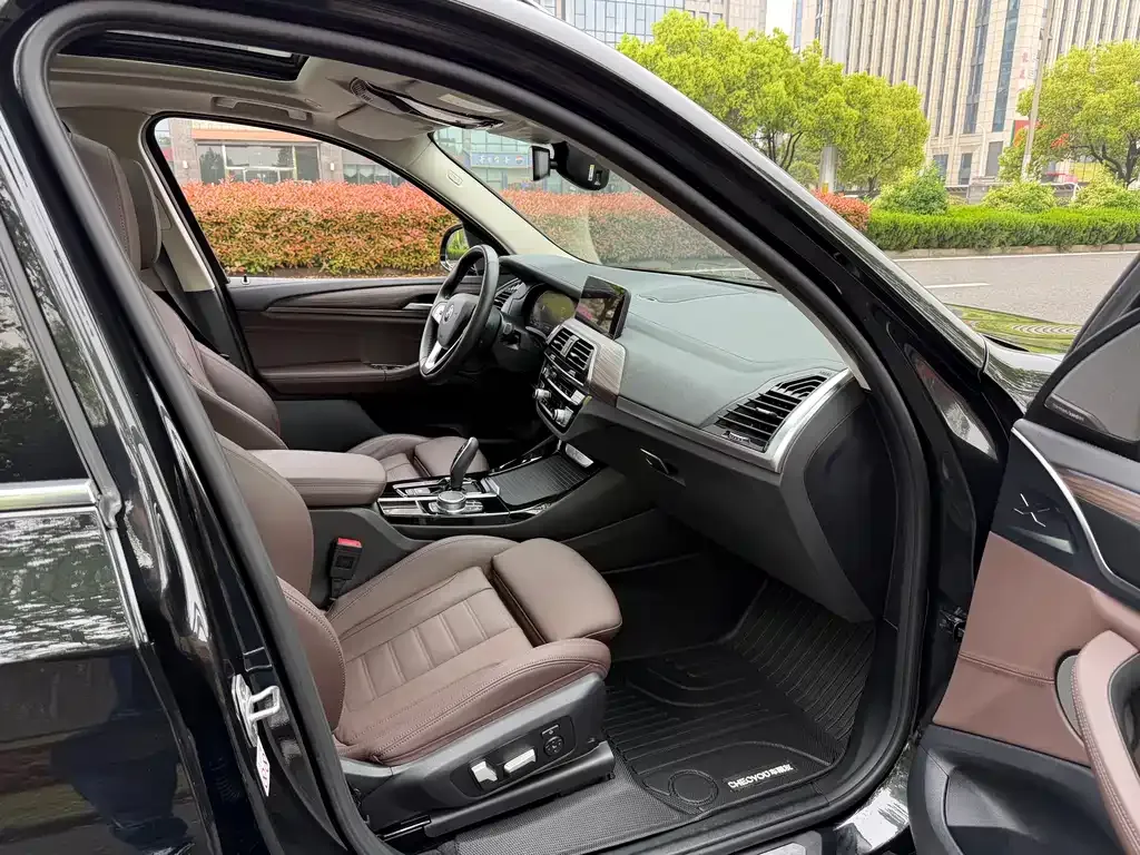 BMW X3 2021 из CN, фото 3
