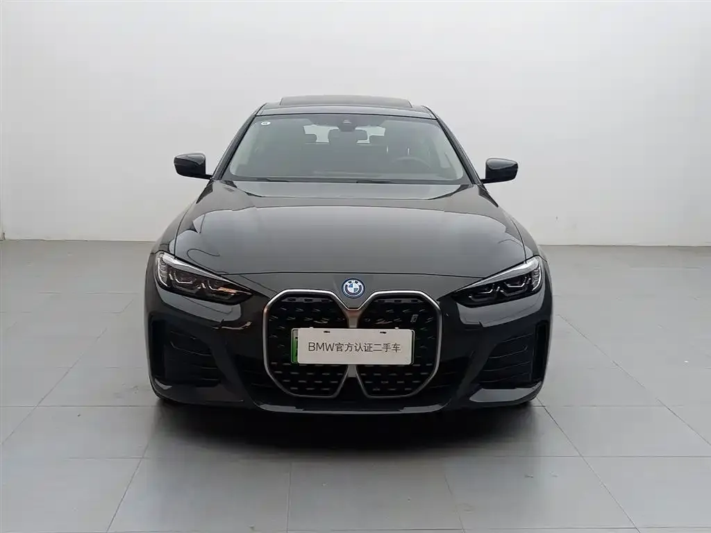 BMW i4 2025 из CN, фото 4