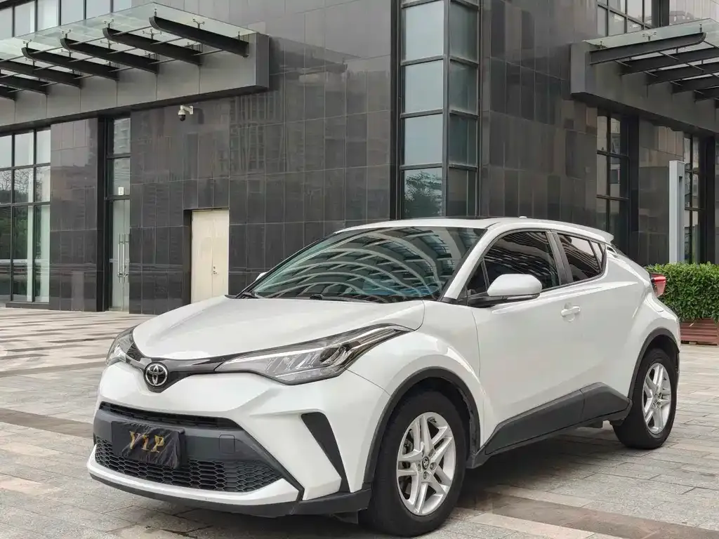 Toyota C-HR — фото 3