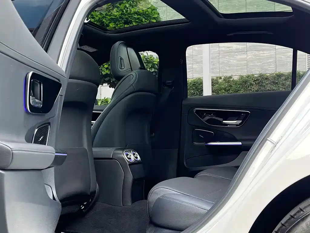Mercedes-Benz C-Class 2024 из CN, фото 5