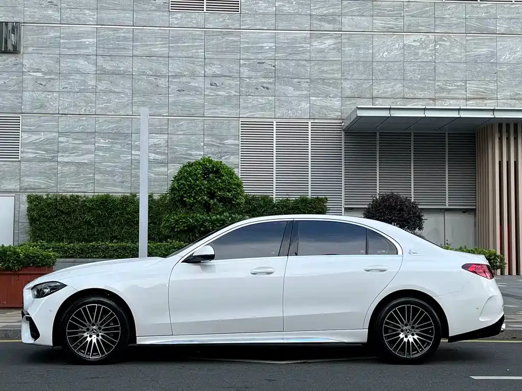 Mercedes-Benz C-Class 2024 из CN, фото 9