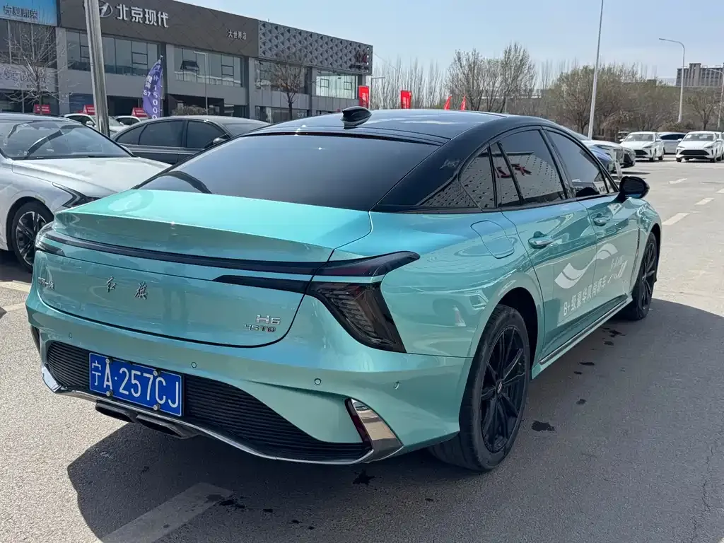 Hongqi H6 — фото 4