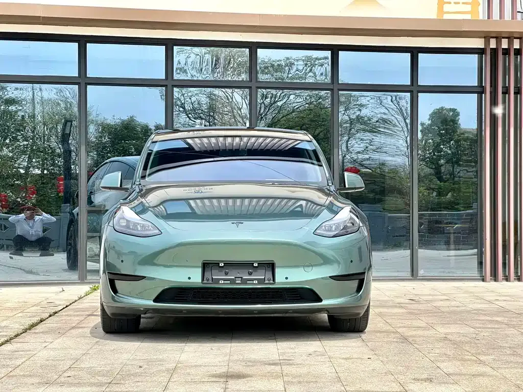 Tesla Model Y 2023 из CN, фото 6