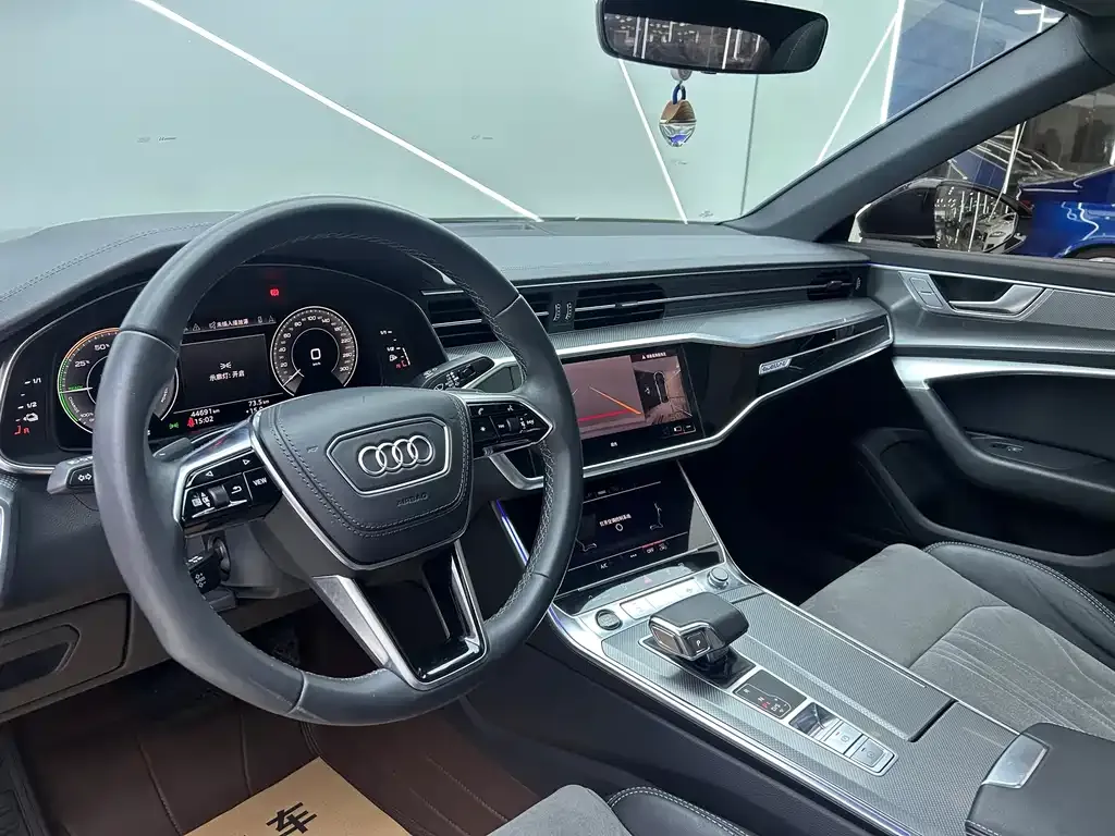 Audi A6L New Energy 2023 из CN, фото 7