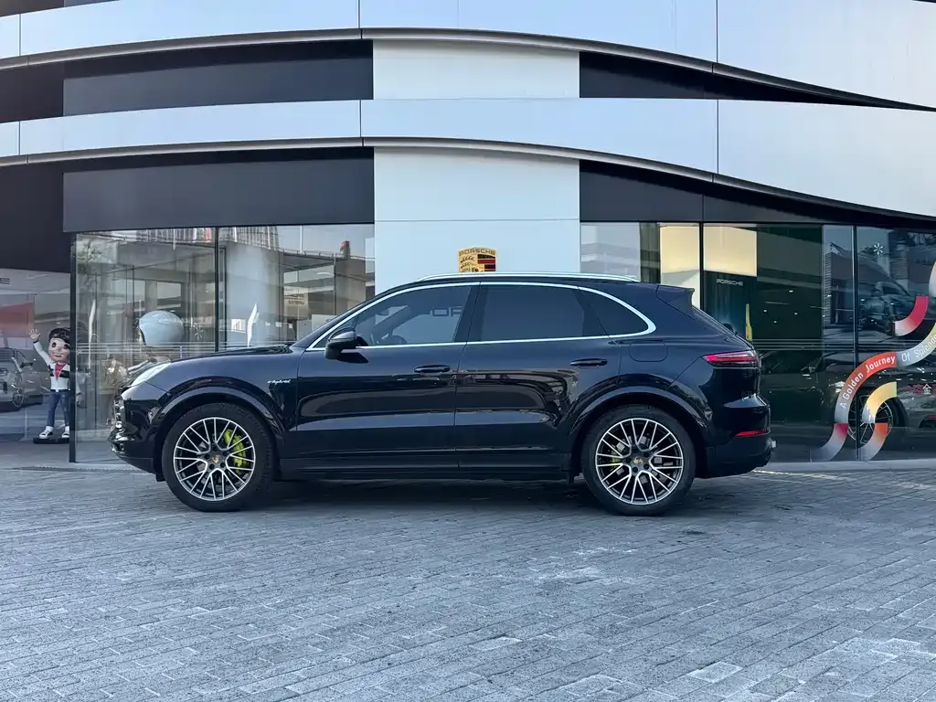 Porsche Cayenne Hybrid 2021 из CN, фото 7