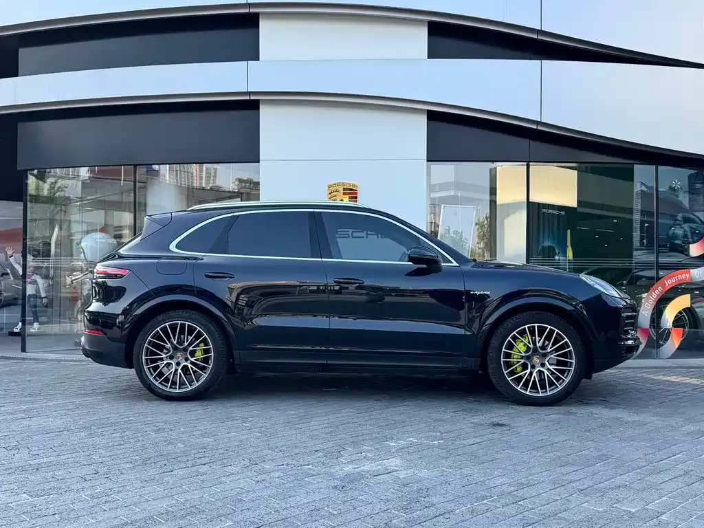 Porsche Cayenne Hybrid 2021 из CN, фото 8