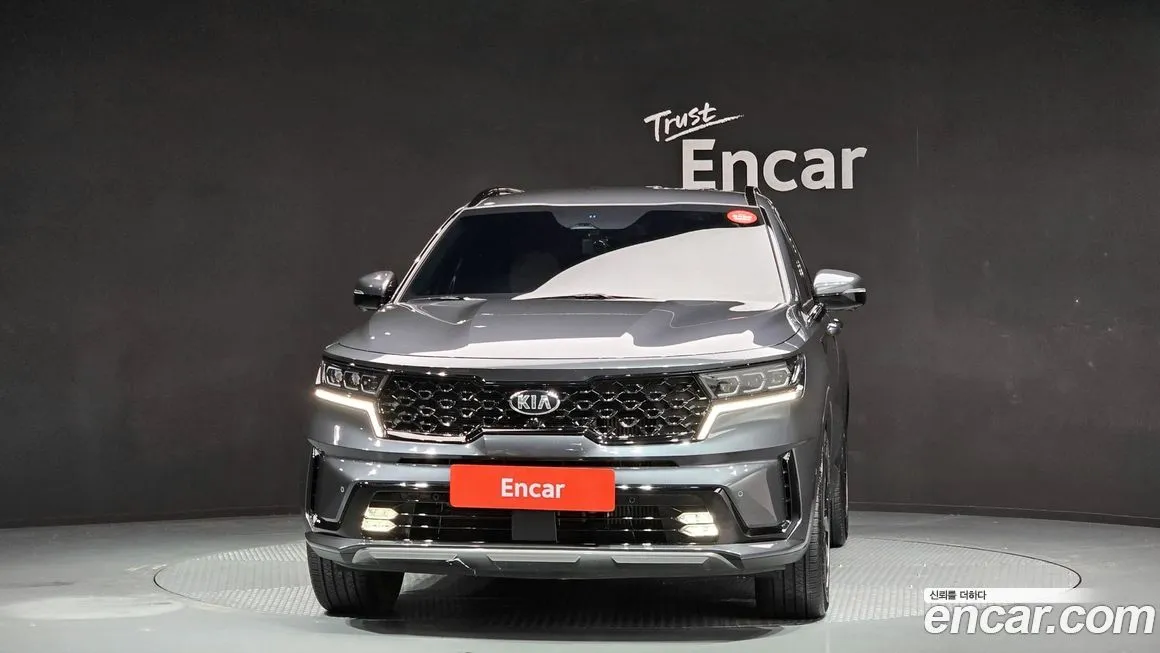 Kia Sorento — фото 4