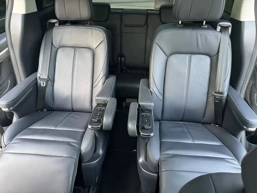 GAC Motor Trumpchi M8 — фото 9