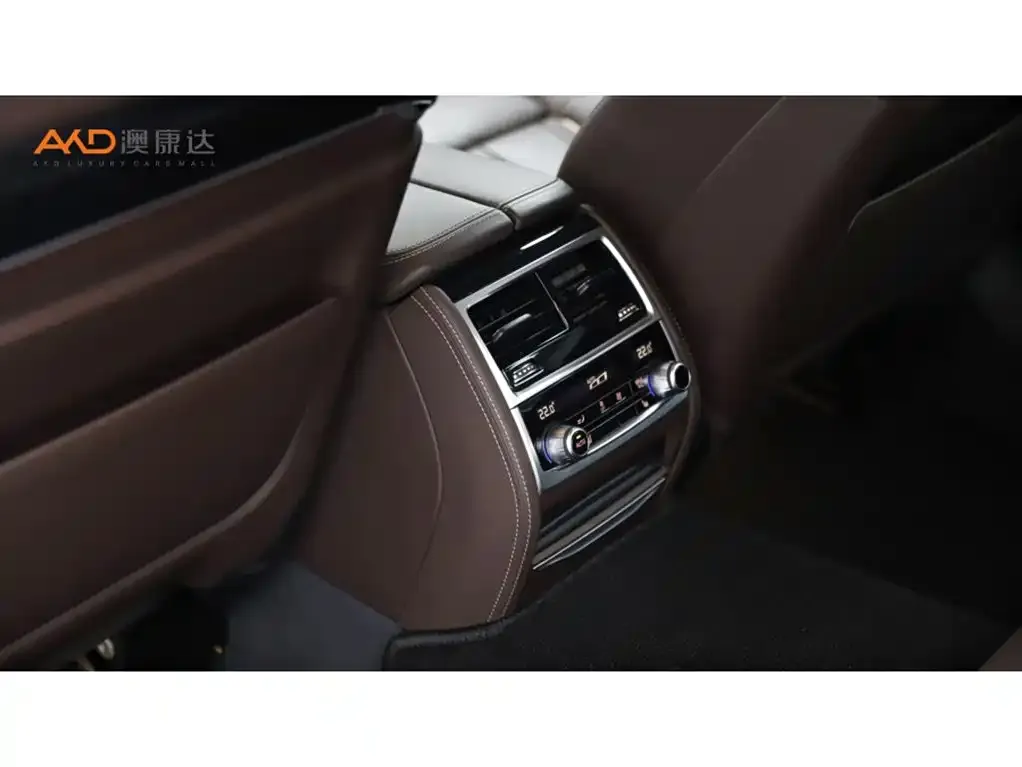 BMW 7 Series 2021 из CN, фото 2