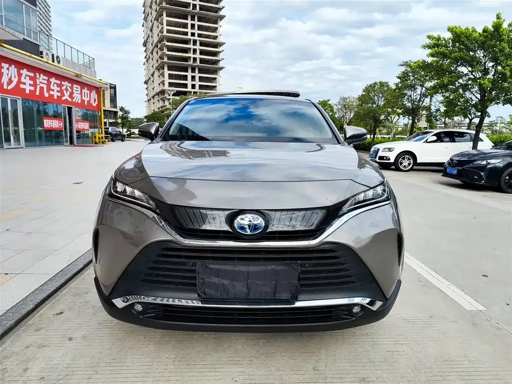 Toyota Harrier — фото 3