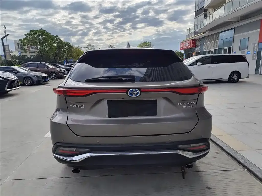 Toyota Harrier — фото 6