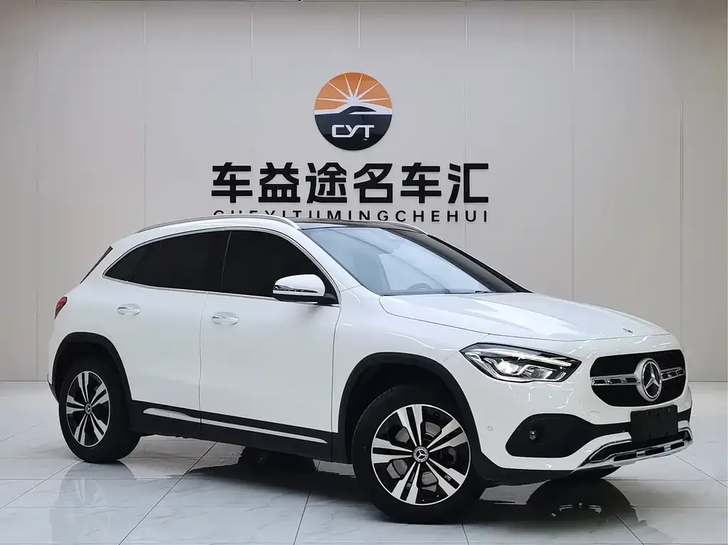 Mercedes-Benz GLA — фото 6