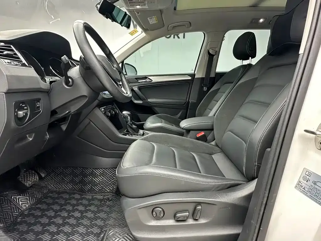 Volkswagen Tiguan L 2021 из CN, фото 10