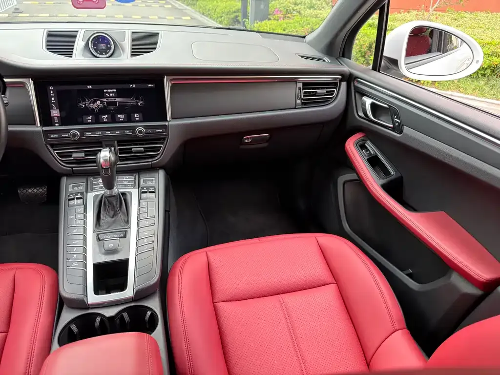 Porsche Macan 2021 из CN, фото 10