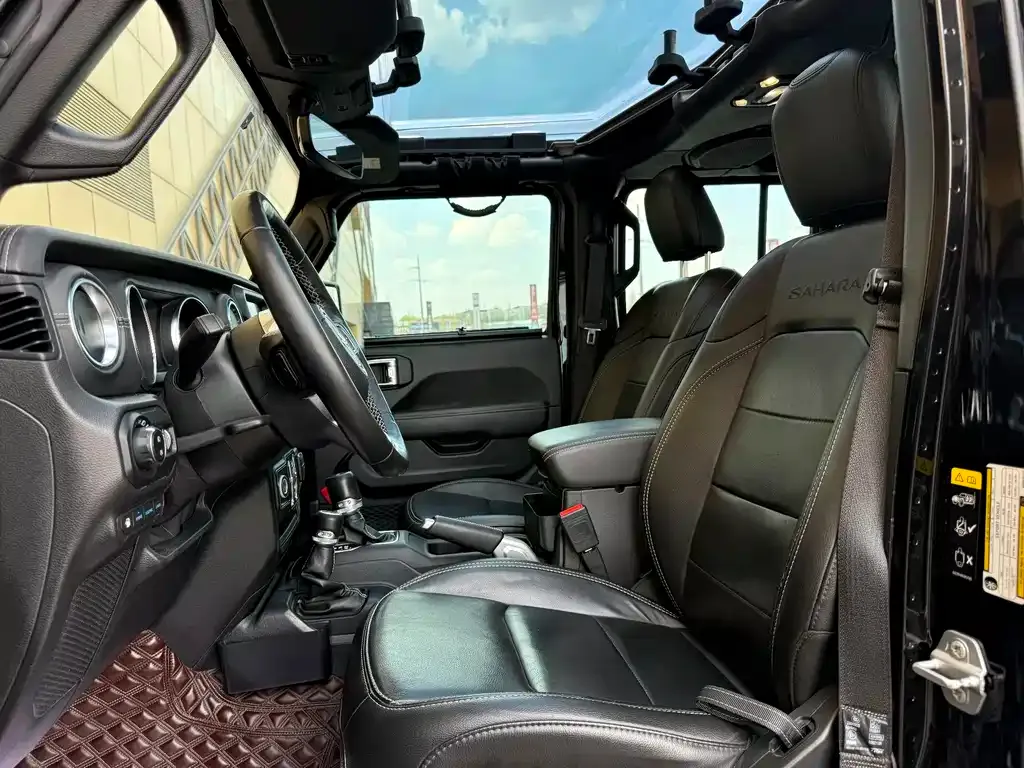 Jeep Wrangler PHEV 2021 из CN, фото 9