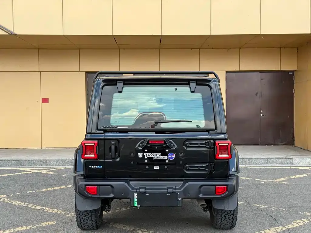 Jeep Wrangler PHEV 2021 из CN, фото 4
