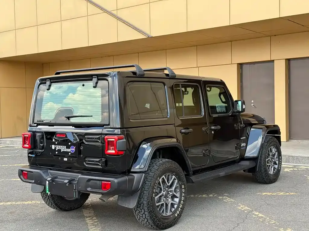 Jeep Wrangler PHEV 2021 из CN, фото 6