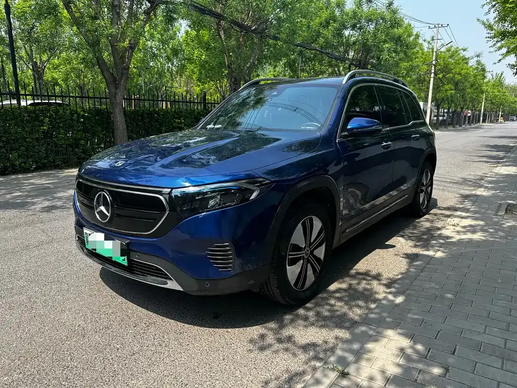 Mercedes-Benz EQB