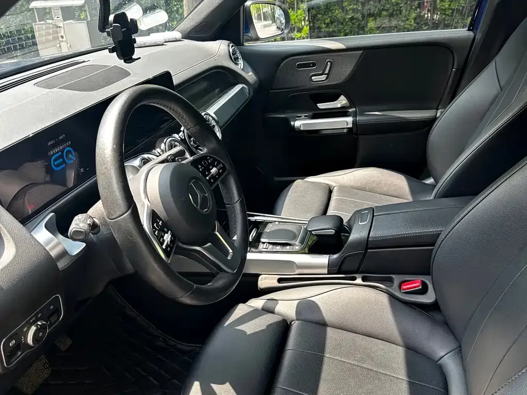 Mercedes-Benz EQB 2023 из CN, фото 2