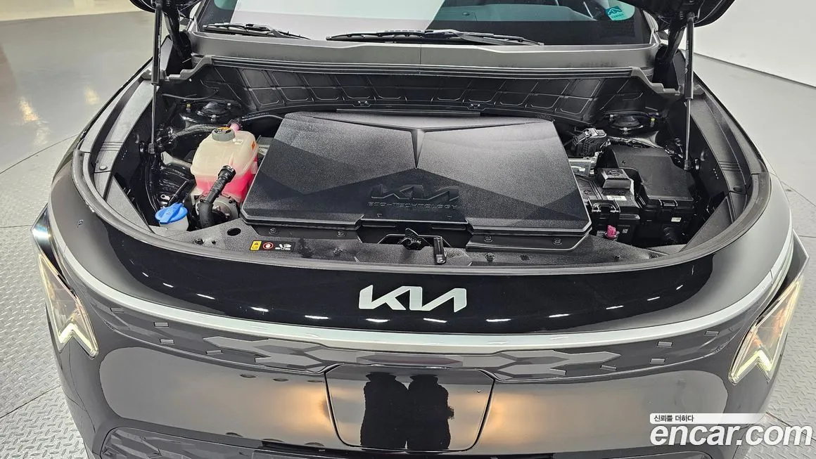 Kia Niro — фото 10