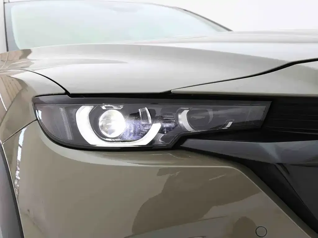Mazda CX-50 2023 из CN, фото 7