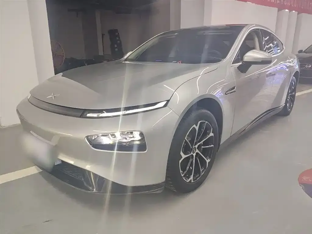 XPeng P7