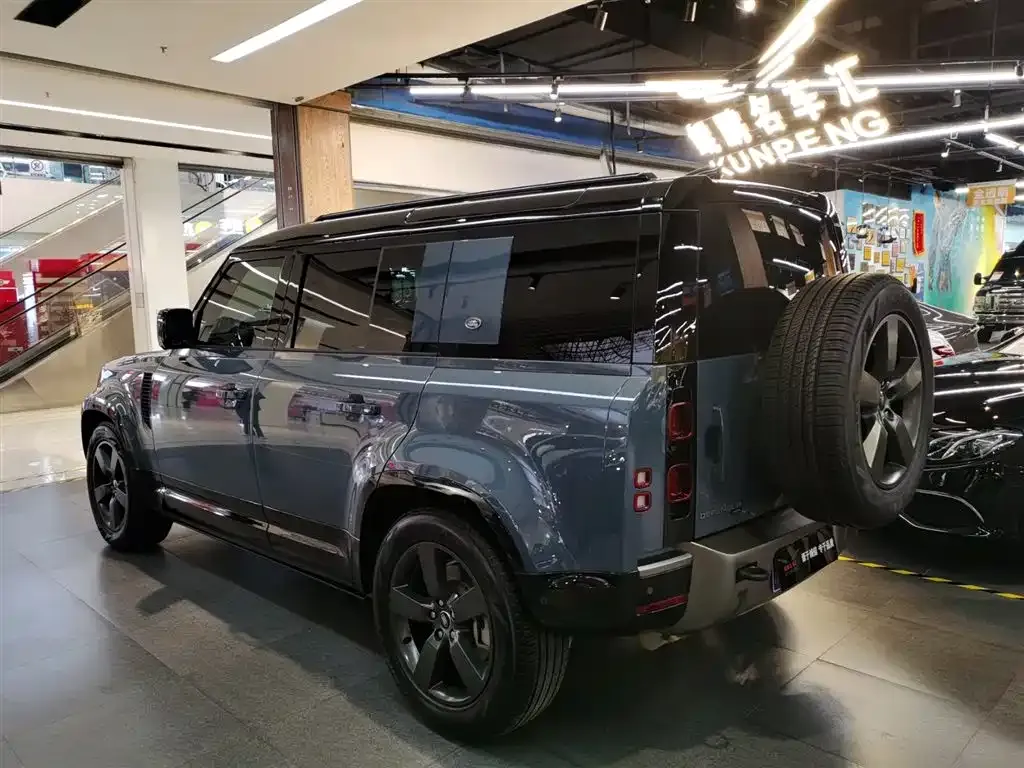 Land Rover Defender — фото 4
