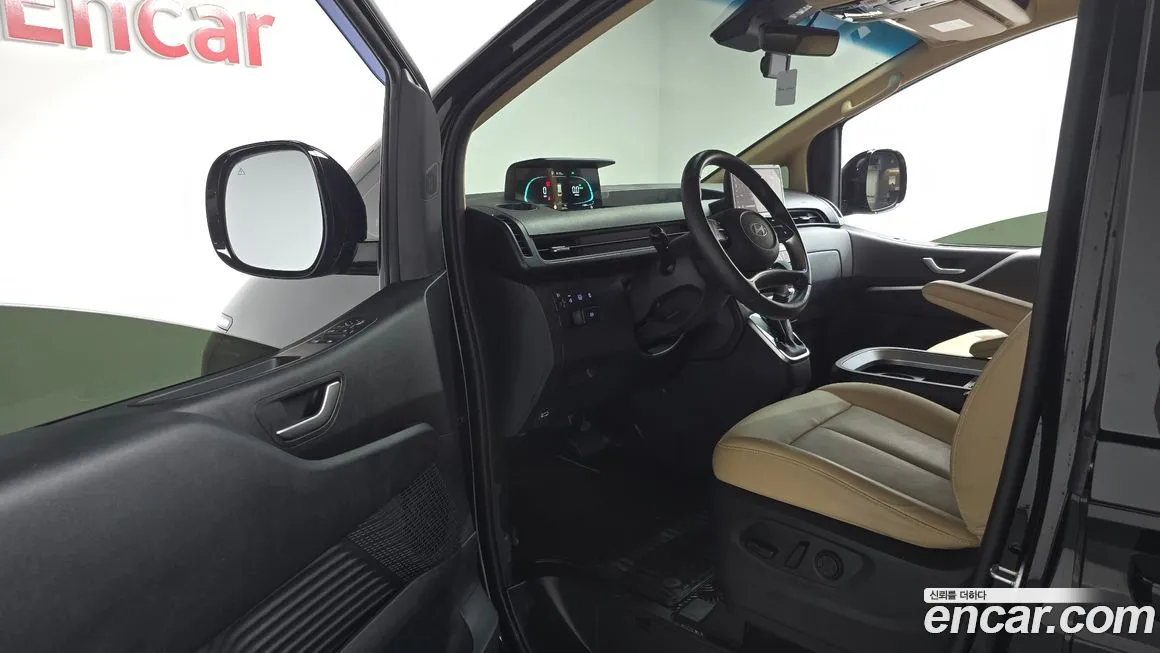 Hyundai Staria 2025 из KR, фото 4