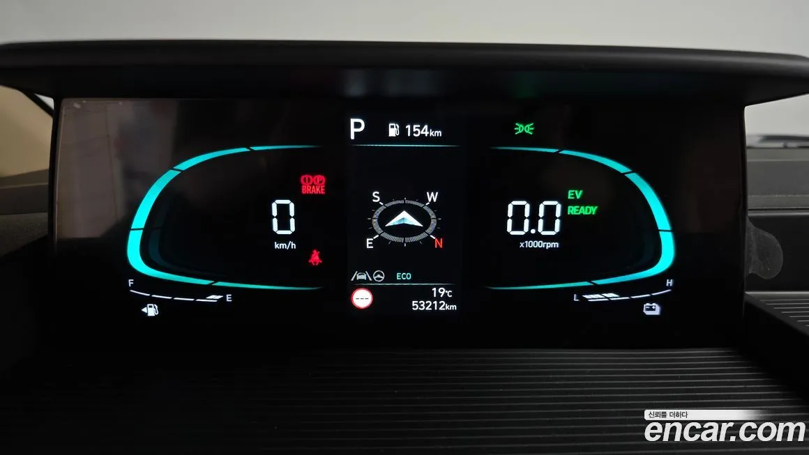 Hyundai Staria 2025 из KR, фото 10