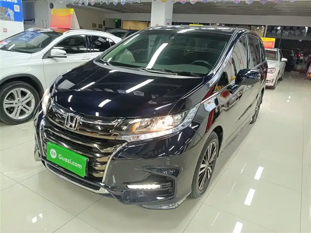 Honda Odyssey — фото 1
