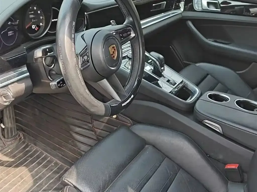 Porsche Panamera — фото 4