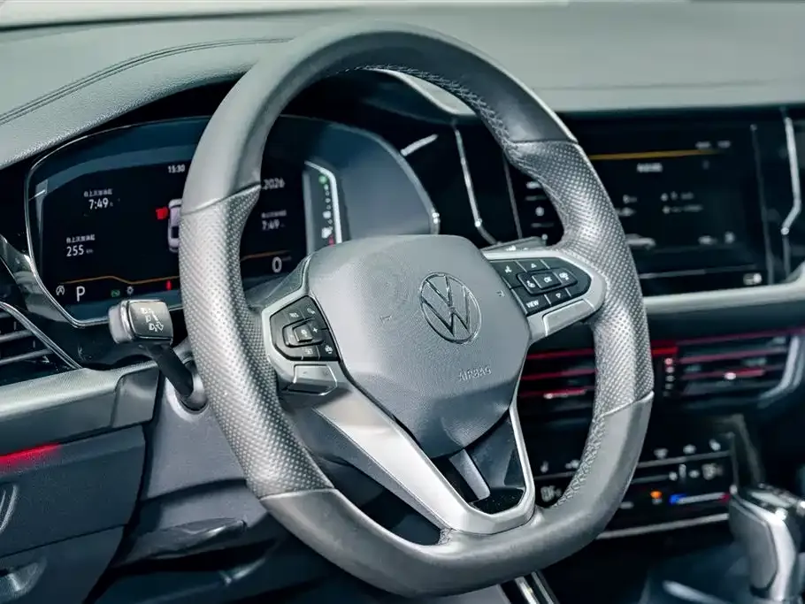 Volkswagen Passat — фото 5
