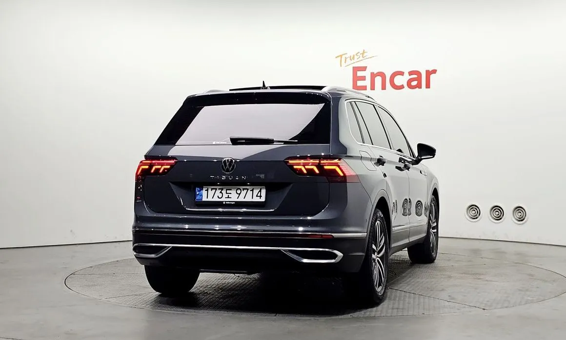 Volkswagen Tiguan 2024 из KR, фото 2