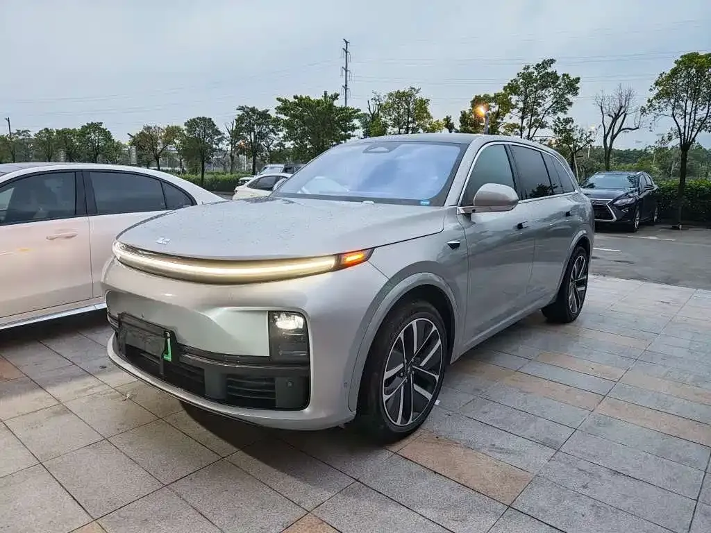 Li Auto L7