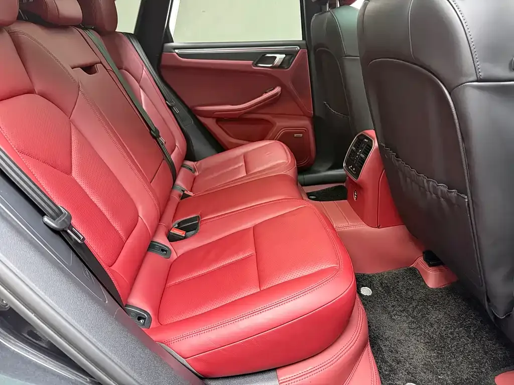 Porsche Macan 2023 из CN, фото 5