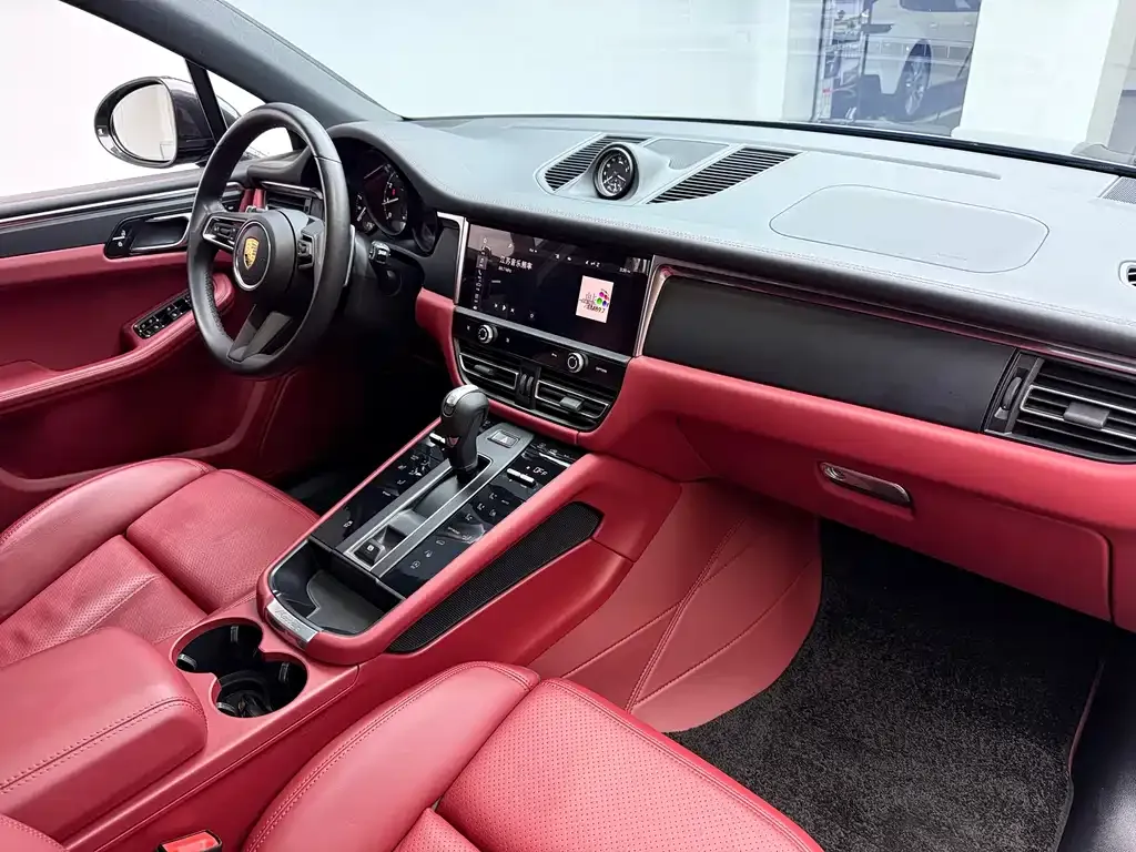 Porsche Macan 2023 из CN, фото 4