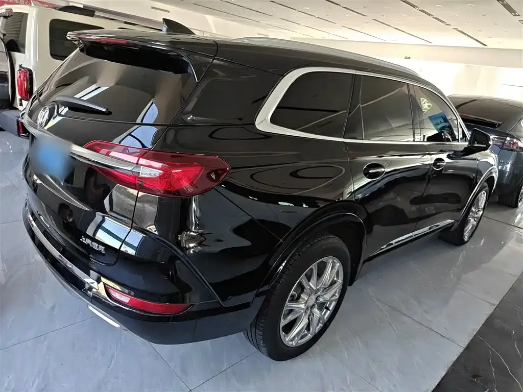 Buick Enclave — фото 4