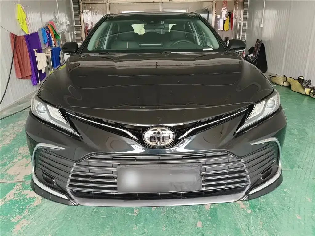 Toyota Camry — фото 9