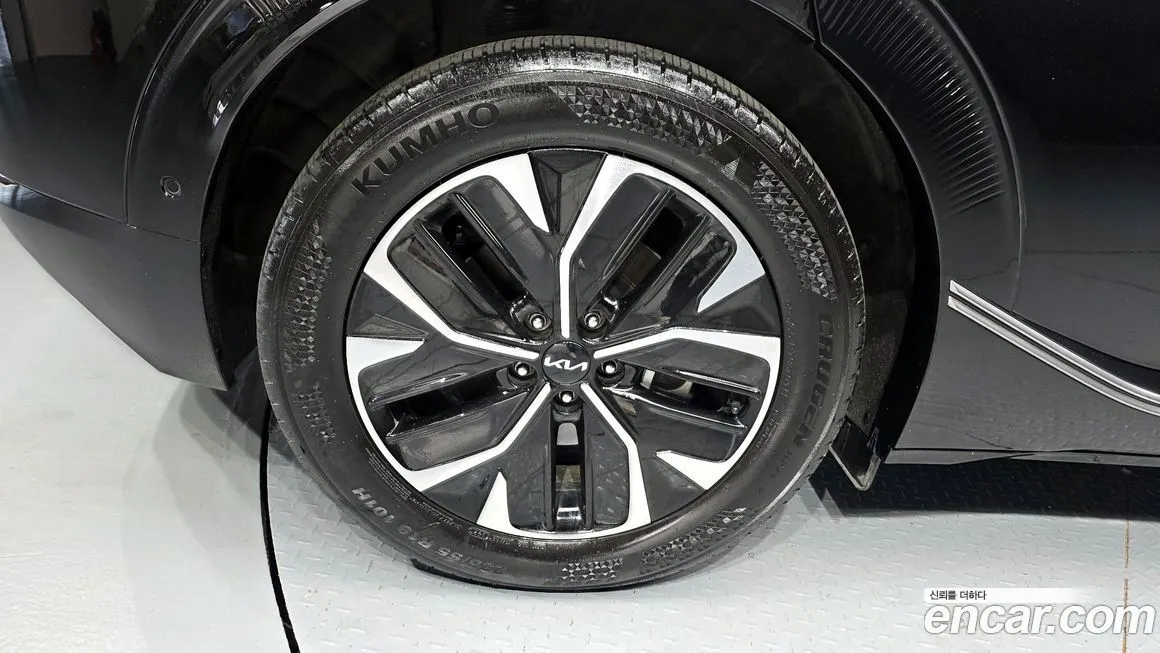 Kia EV6 2023 из KR, фото 8