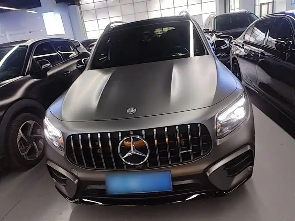 Mercedes-Benz GLB AMG — фото 10