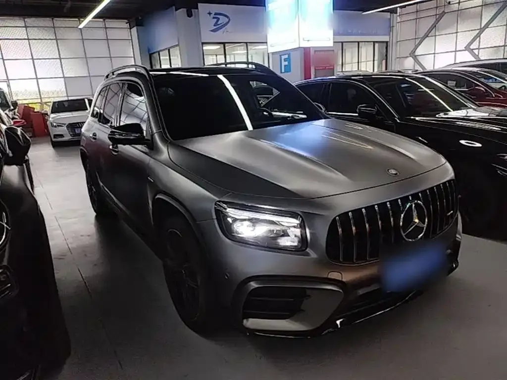 Mercedes-Benz GLB AMG — фото 5