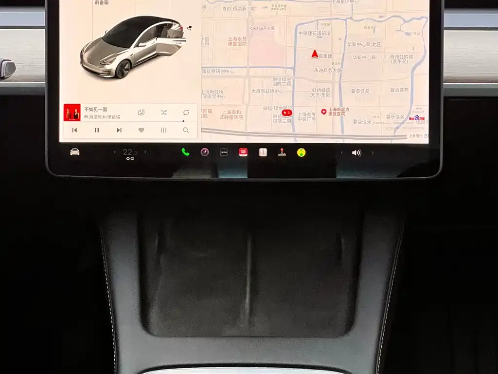 Tesla Model 3 — фото 6