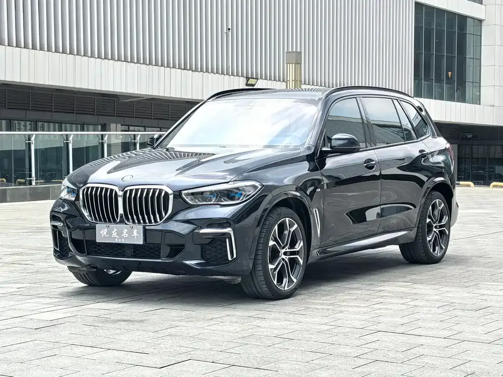 BMW X5 — фото 1