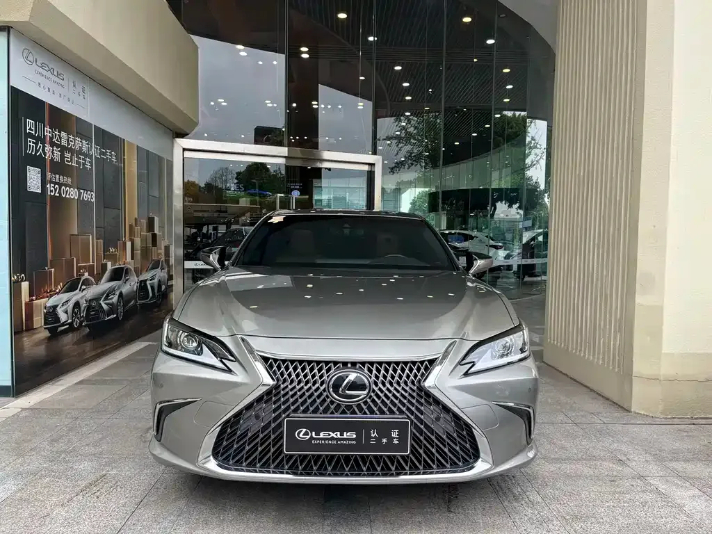 Lexus ES 2021 из CN, фото 1