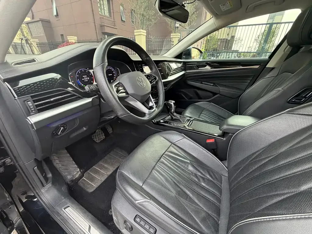 Volkswagen Passat — фото 4