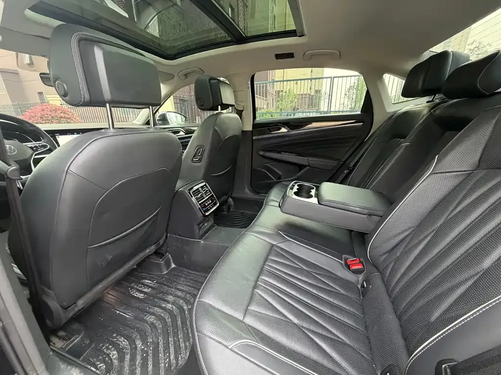 Volkswagen Passat — фото 3