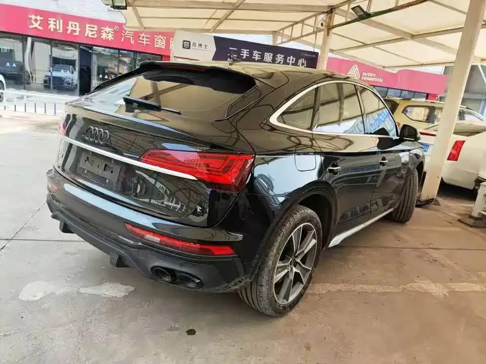 Audi Q5L Sportback 2022 из CN, фото 6